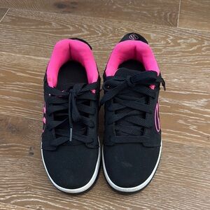 Heelys Girls Black & Pink Size 3